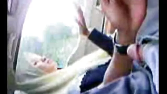 Porno chaud pas d'inscription  La jeune fille reçoit la compagnie de video gratuite lesbienne la foule et sa gorge est remplie de sperme