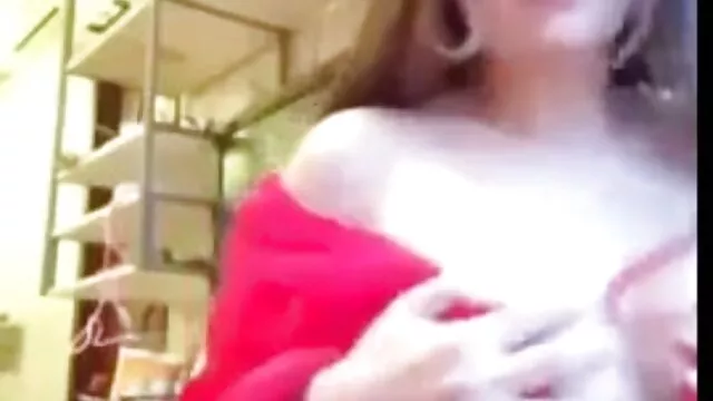 Porno chaud pas d'inscription  Beauté video film porno lesbienne mari mange bite dans la douche