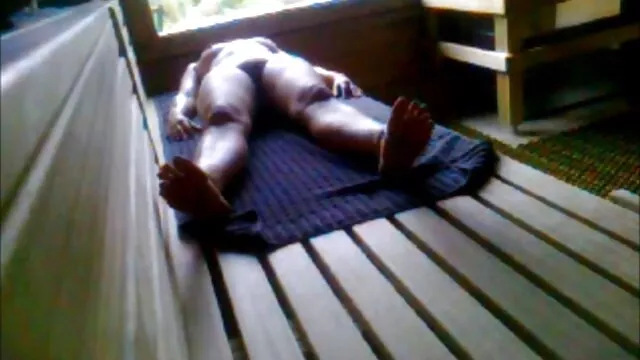 Porno chaud pas d'inscription  Mec baise deux lesbiennes video gratuite lesbi chaudes