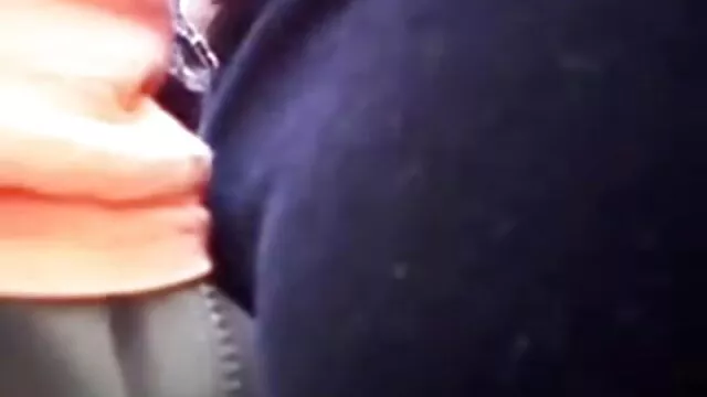 Porno chaud pas d'inscription  Les mauvaises filles ont alourdi le visage scene lesbienne gratuite de l'homme et ont secoué son petit chapeau