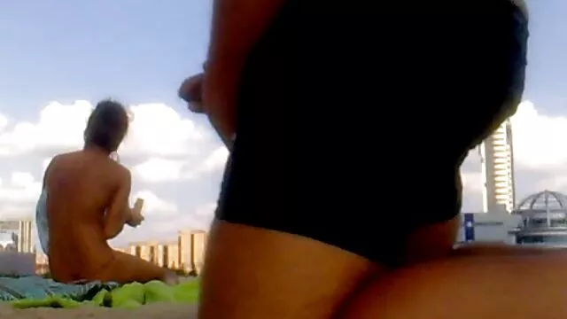 Porno chaud pas d'inscription  Équitation sur la bite Fille nue avec un video x gratuit lesbienne gros cul se fait baiser