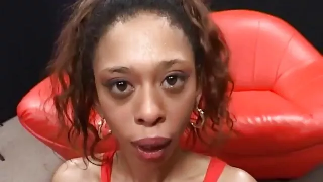 Porno chaud pas d'inscription  Mature avec des seins bénéficie lesbienne regarder video lesbienne gratuit Mature