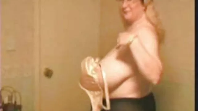 Porno chaud pas d'inscription  Prendre le gars de video lessbienne la Russe rothster et baise sur le balcon