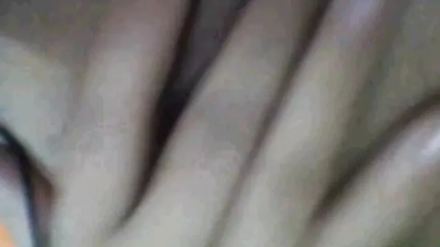 Porno chaud pas d'inscription  Chatte doigté et film porno pour lesbienne salope doigté dans sa bouche